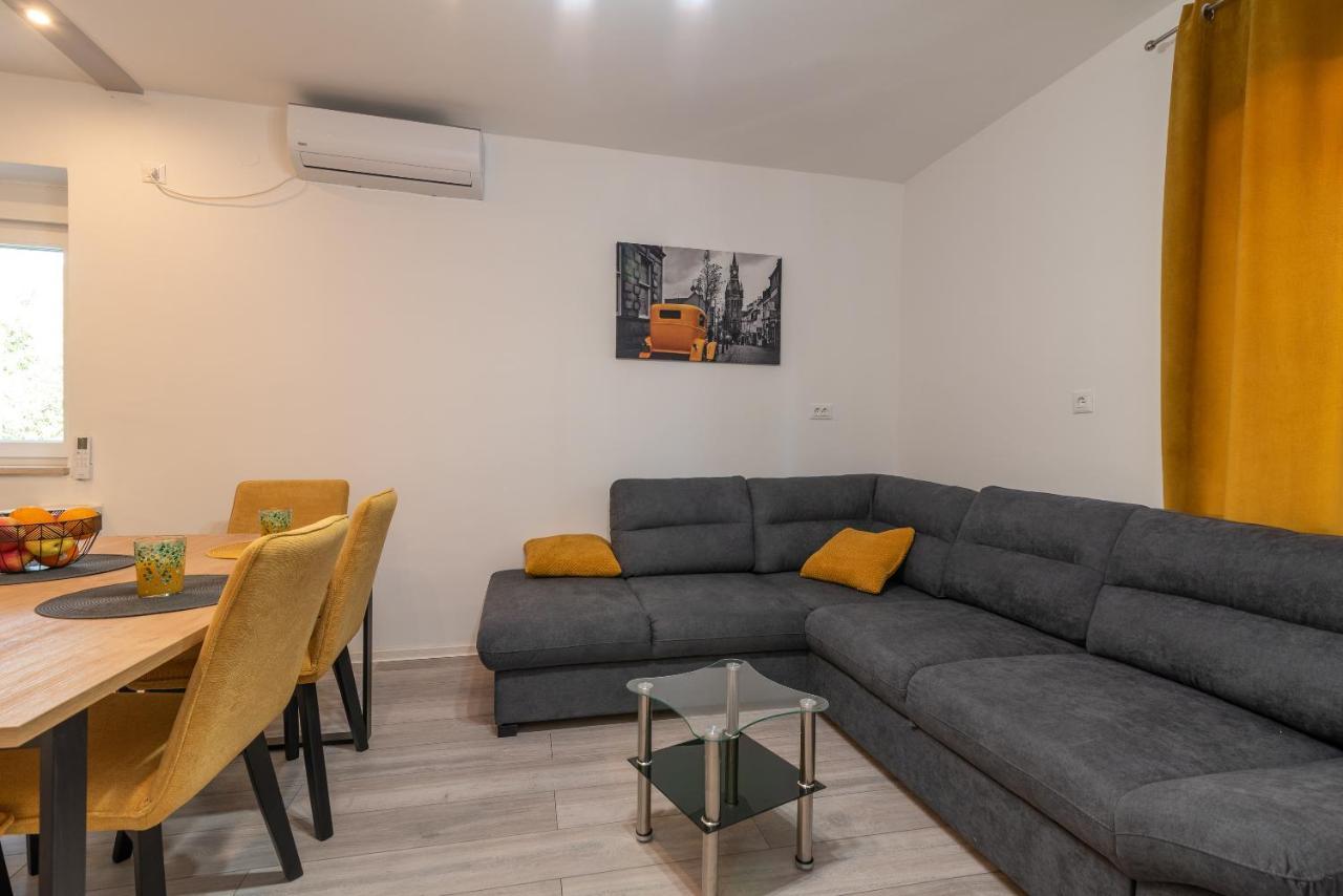 Apartman Galeb Τρογκίρ Εξωτερικό φωτογραφία