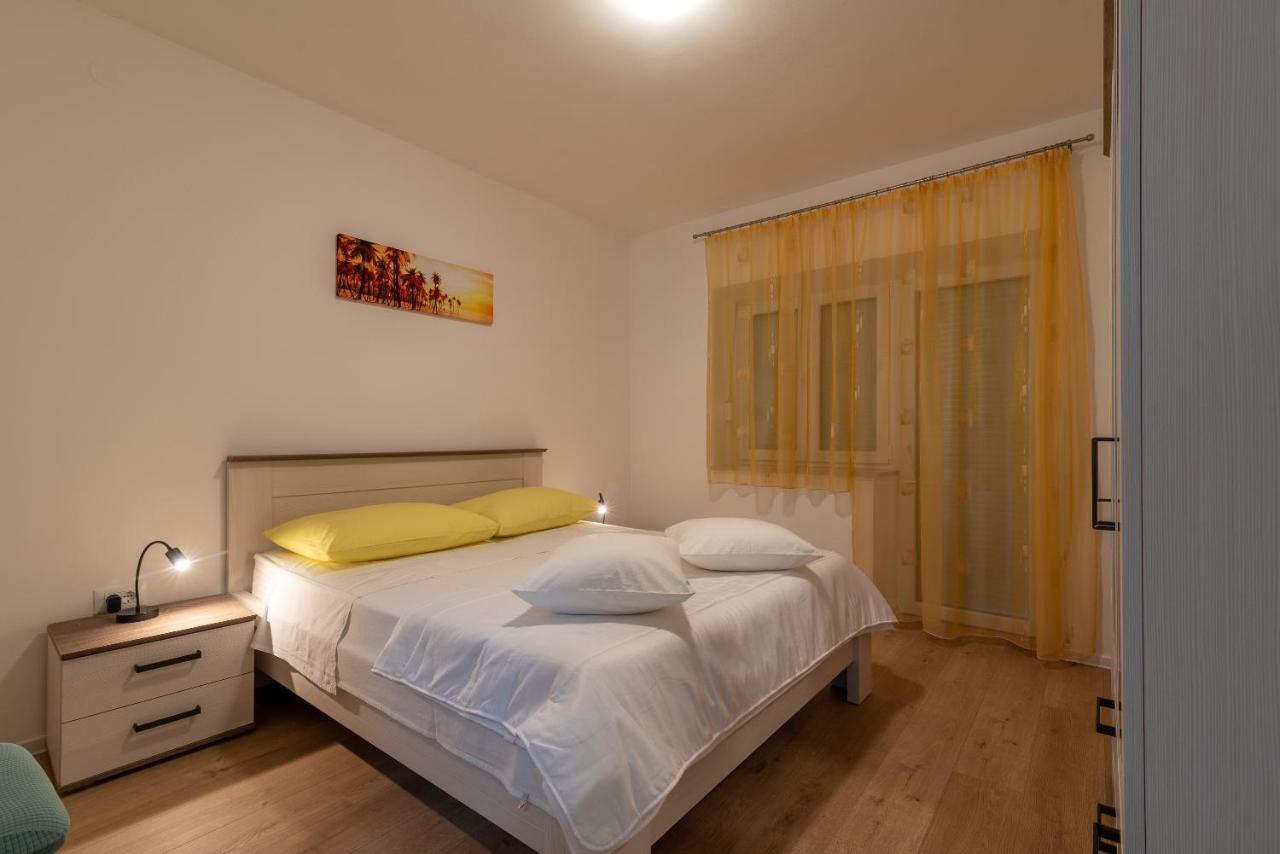 Apartman Galeb Τρογκίρ Εξωτερικό φωτογραφία