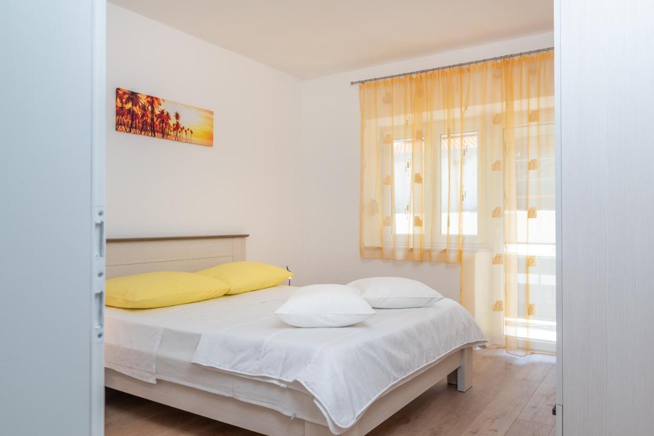 Apartman Galeb Τρογκίρ Εξωτερικό φωτογραφία