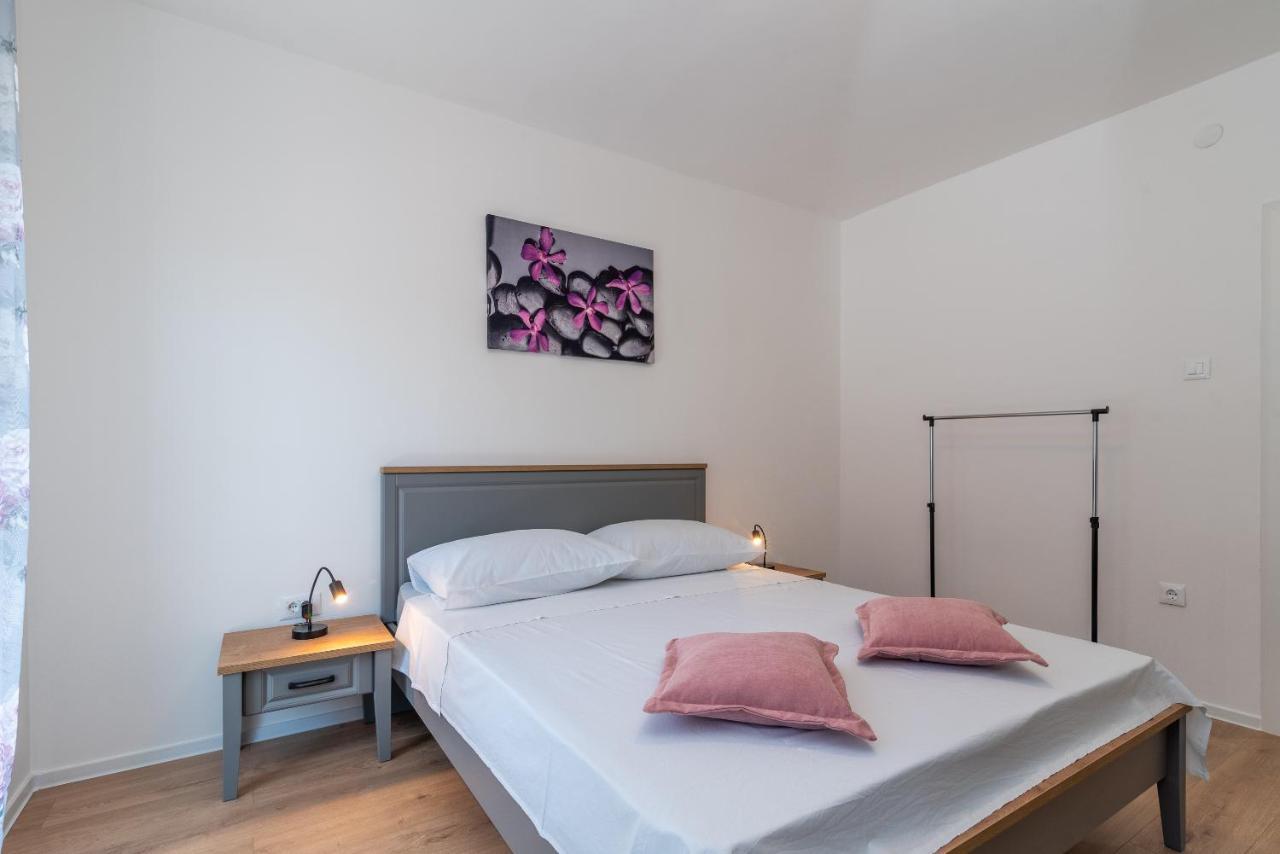 Apartman Galeb Τρογκίρ Εξωτερικό φωτογραφία