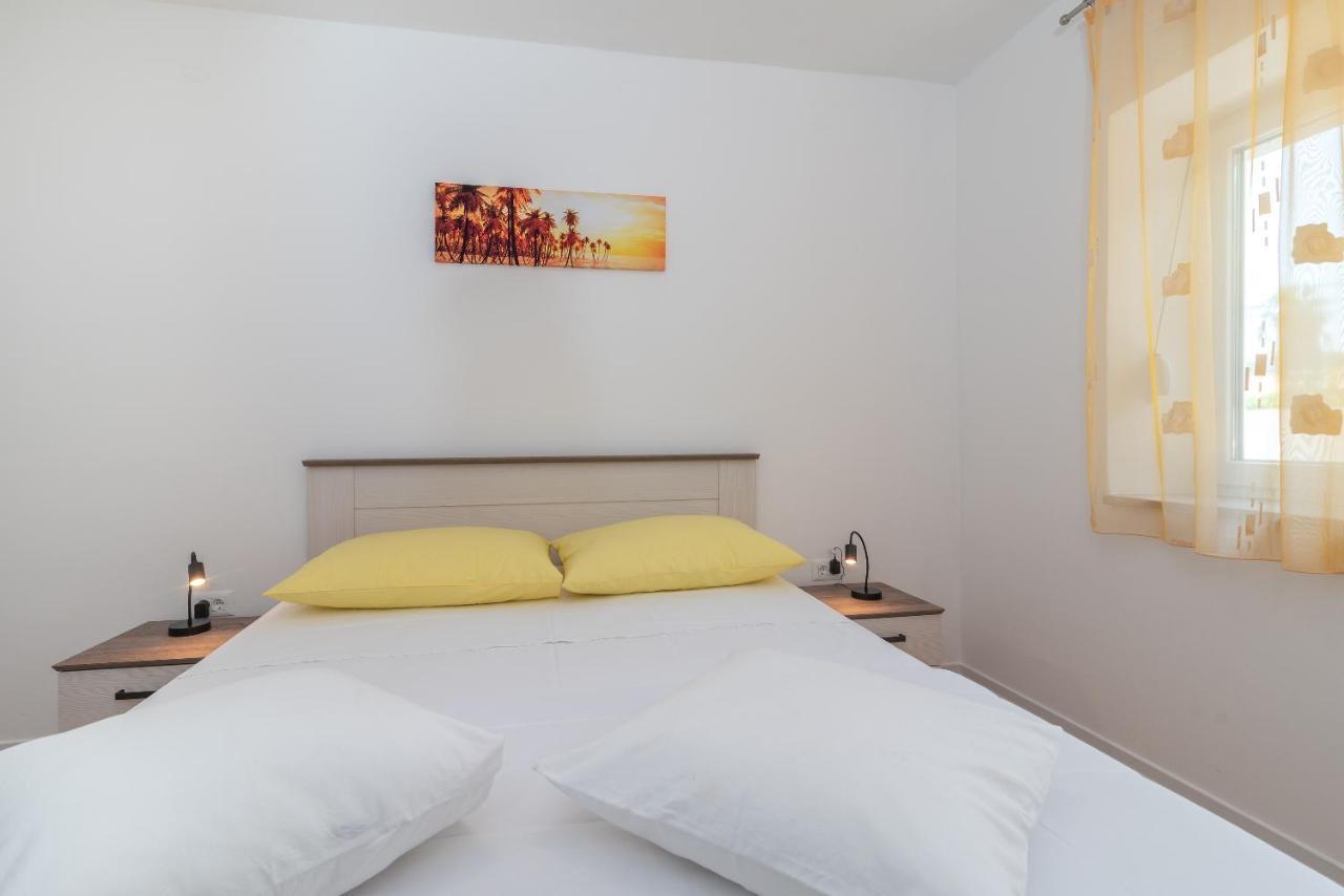 Apartman Galeb Τρογκίρ Εξωτερικό φωτογραφία