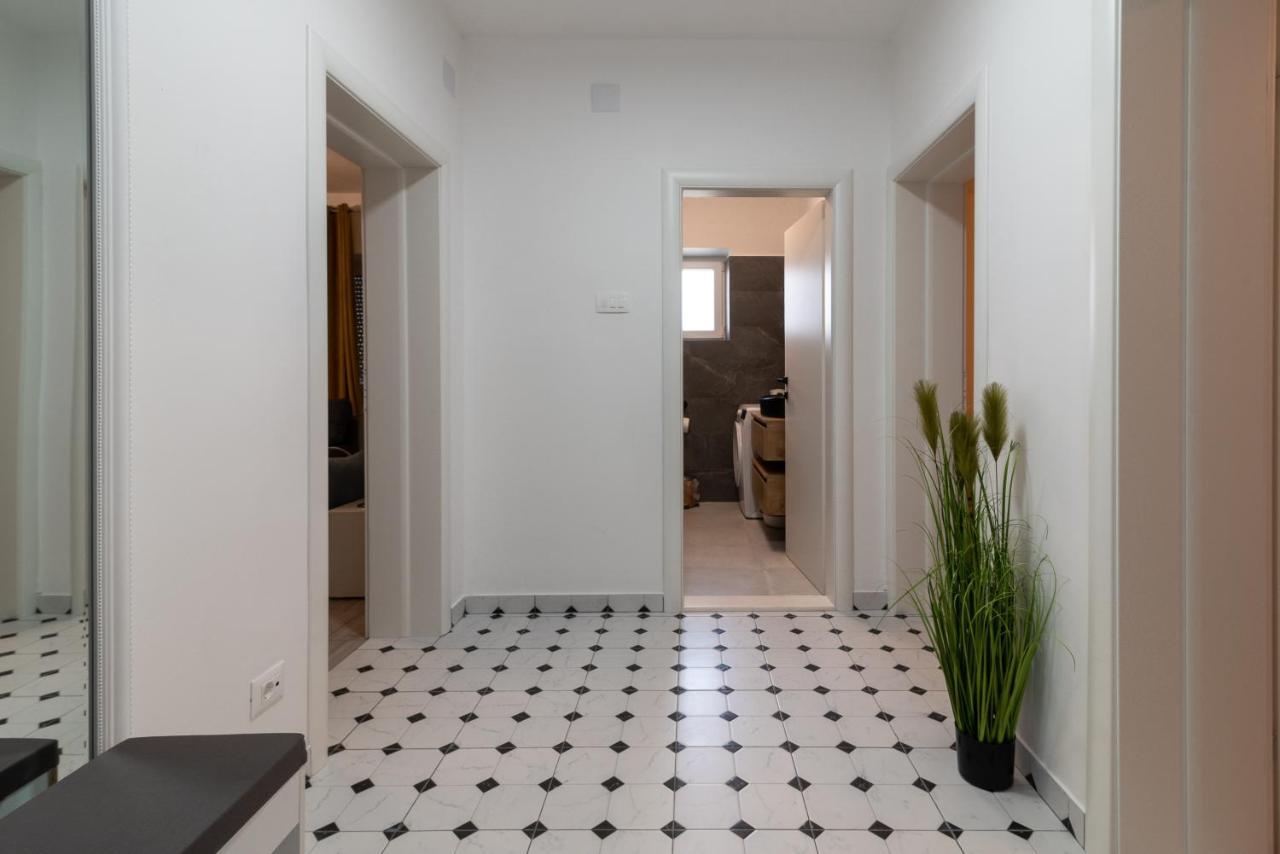 Apartman Galeb Τρογκίρ Εξωτερικό φωτογραφία